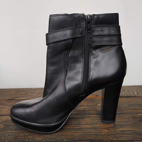 Arturo Chiang Primo Ankle Boots Size 8M Platform Black Leather Buckle Belt ZipUp - Picture 13 of 16